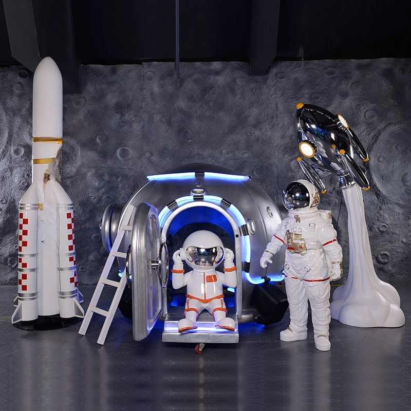Leuchtende Astronaut Astronaut – Gardening Tools Sketch Bewertung und Preis